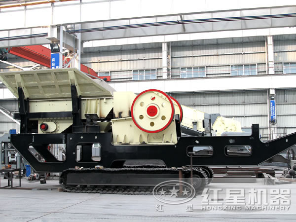 移動(dòng)式制砂設(shè)備實(shí)拍圖 移動(dòng)式制砂設(shè)備實(shí)拍圖