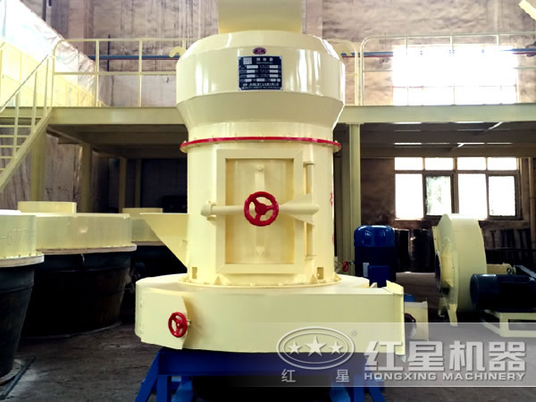 磨粉機(jī)實(shí)拍 磨粉機(jī)實(shí)拍