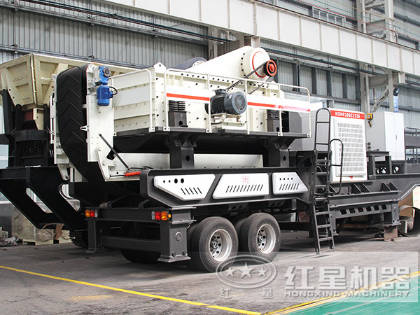 車載式流動軋石機 車載式流動軋石機