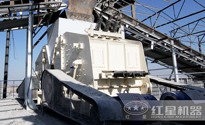 反擊式破碎機(jī) 反擊式破碎機(jī)