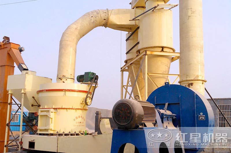 石灰石磨粉機加工現(xiàn)場 石灰石磨粉機加工現(xiàn)場