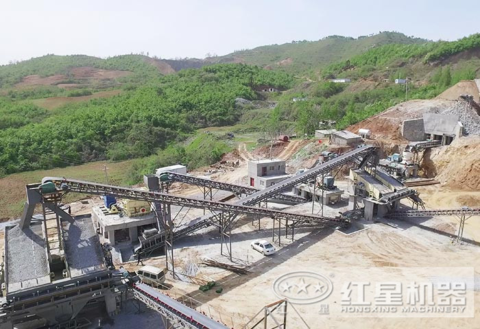 紅星采用總承包模式建設(shè)的破石頭場(chǎng) 紅星采用總承包模式建設(shè)的破石頭場(chǎng)
