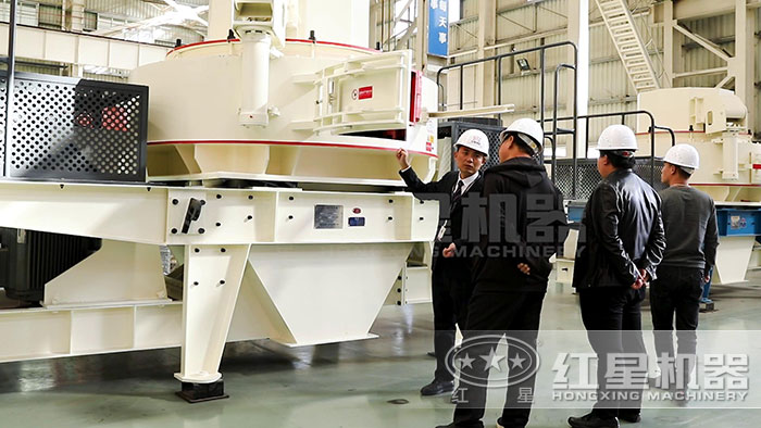 高大上的環(huán)保型制砂機(jī)設(shè)備 高大上的環(huán)保型制砂機(jī)設(shè)備