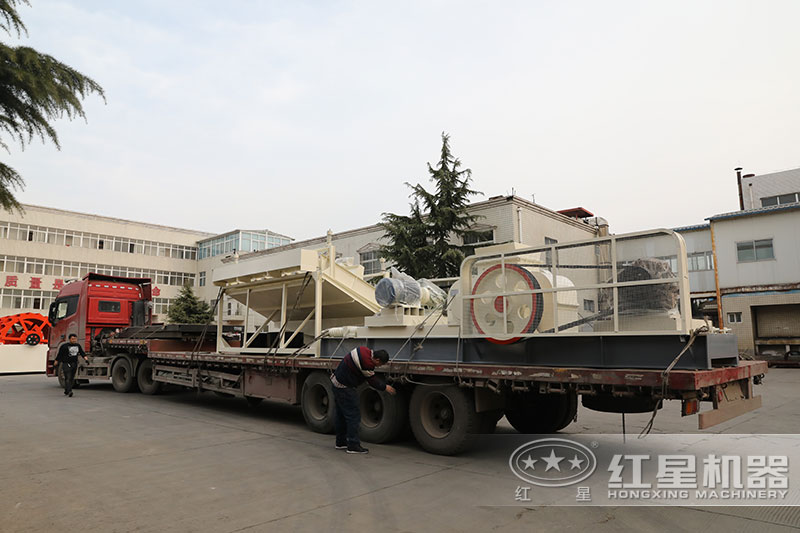 對輥制砂機(jī)廠家發(fā)貨 對輥制砂機(jī)廠家發(fā)貨