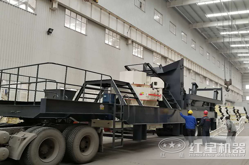 紅星車間移動(dòng)打砂機(jī)裝車發(fā)貨了 紅星車間移動(dòng)打砂機(jī)裝車發(fā)貨了