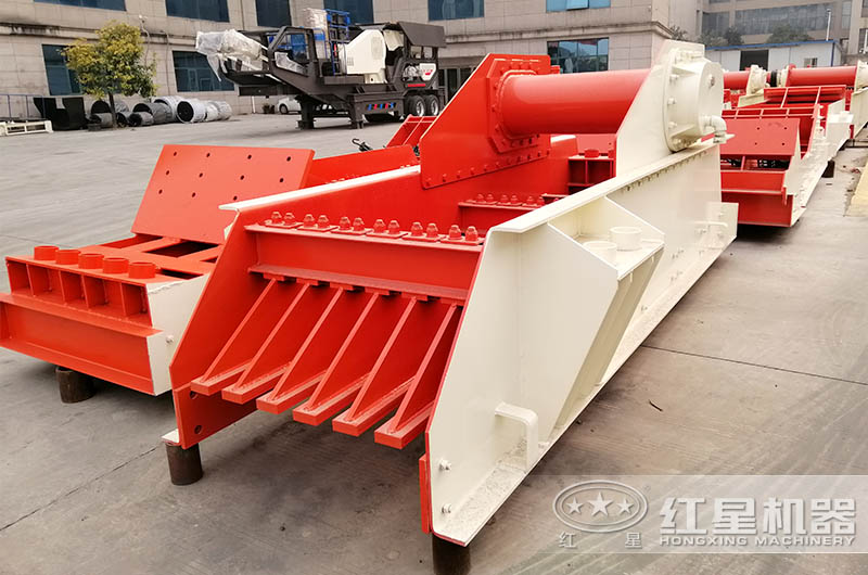 生產(chǎn)機(jī)制砂需要什么設(shè)備？哪種更高產(chǎn)？