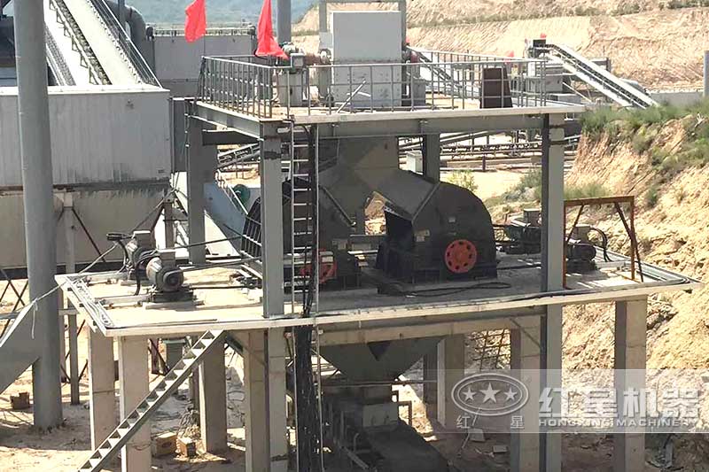 錘式破碎機(jī) 錘式破碎機(jī)